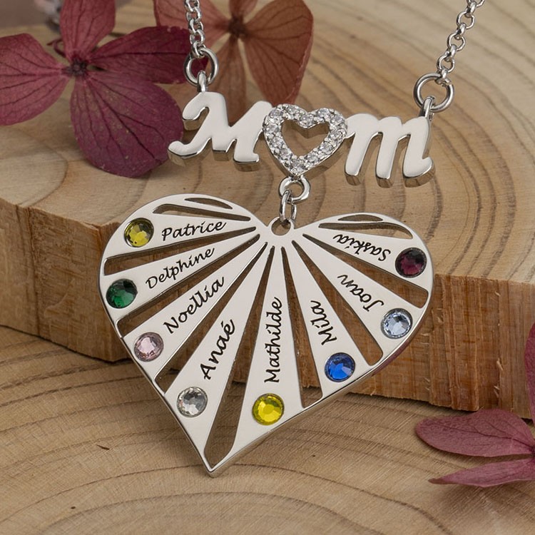 Collier pendentif maman personnalisé en forme de coeur cadeau de fête des mères de Noël pour maman grand-mère épouse