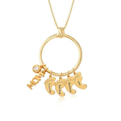 Cercle de charme personnalisé pour maman avec 1 à 8 pendentifs en forme de pieds de bébé, cadeau parfait pour la fête des mères