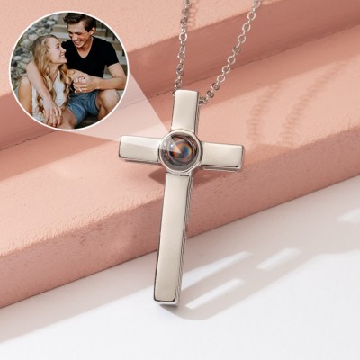 Collier de projection de croix personnalisé avec cadeau d'anniversaire d'image pour le cadeau de la Saint-Valentin de mari pour lui