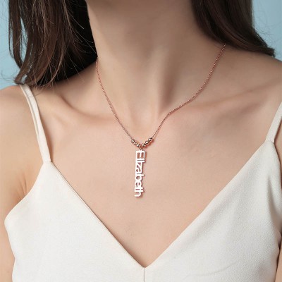 Collier de nom vertical personnalisé par placage à l'or rose 18 carats avec 1-4 pendentifs de nom