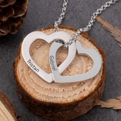 Collier de nom gravé de coeur personnalisé pour son cadeau d'anniversaire de cadeau de couple