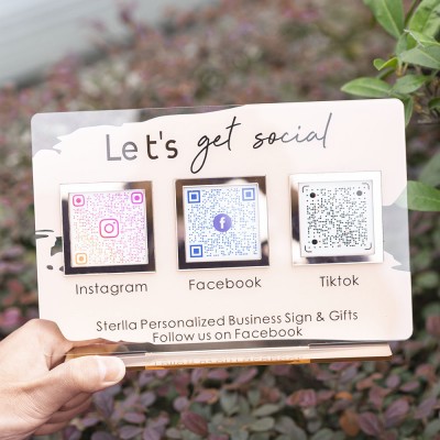 Signe de code QR multi-social Instagram Facebook Tiktok personnalisé pour Pup Up Shop