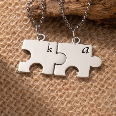 Pièce de puzzle personnalisée Collier initial Couple Collier assorti Cadeaux pour ses cadeaux d’amour pour les cadeaux d’anniversaire de petite amie