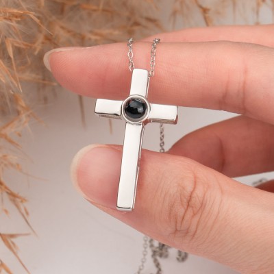 Collier de projection de croix personnalisé avec cadeau d'anniversaire d'image pour le cadeau de la Saint-Valentin de mari pour lui