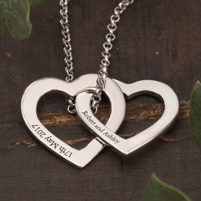 Collier personnalisé avec deux noms en forme de coeur pour la Saint-Valentin d'un couple pour un cadeau d'amour pour une petite amie pour un petit ami